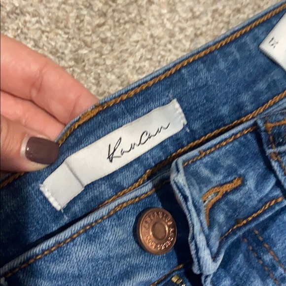 Mid rise jeans - Picture 2 of 4